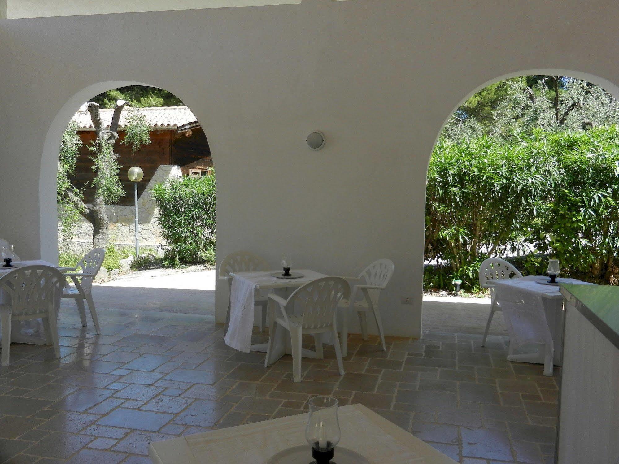 Tenuta Molino Di Mare- Ecoresort Con Villini Rodi Garganico Exterior foto