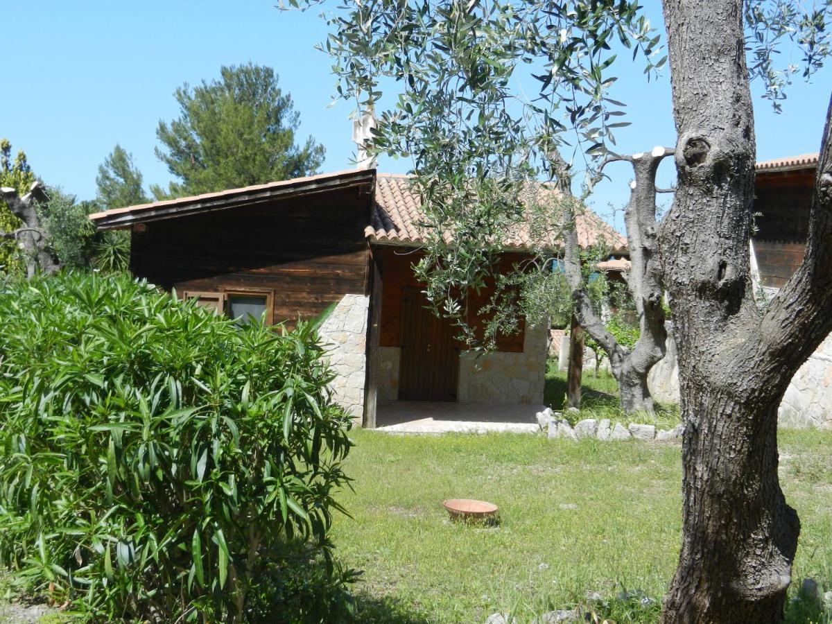 Tenuta Molino Di Mare- Ecoresort Con Villini Rodi Garganico Exterior foto